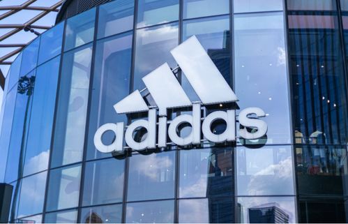 章小蕙成為小紅書(shū)帶貨新頂流 快手一季度廣告收入130億 交個(gè)朋友入駐京東,羅永浩將現(xiàn)身 morketing周刊239期